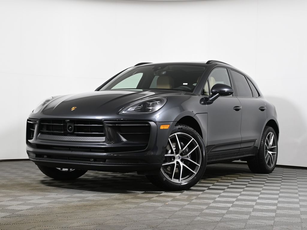 Thumbnail: 2026 Porsche Macan - 1