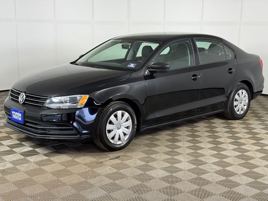 Used 2015 Black Volkswagen 2.0L S image 3