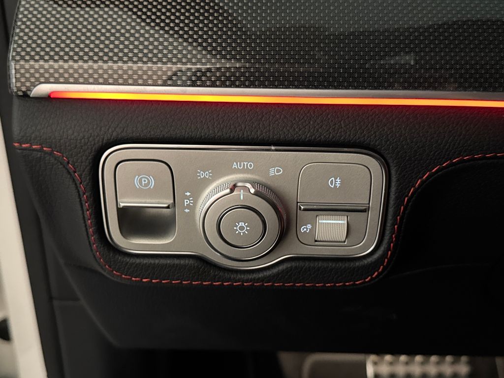 Used 2023  Mercedes-Benz GLE 53 AMG® image 18