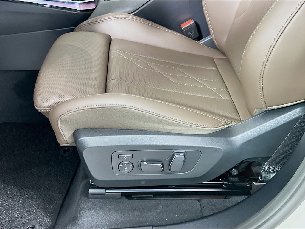 Thumbnail: 2026 BMW X3 - 21