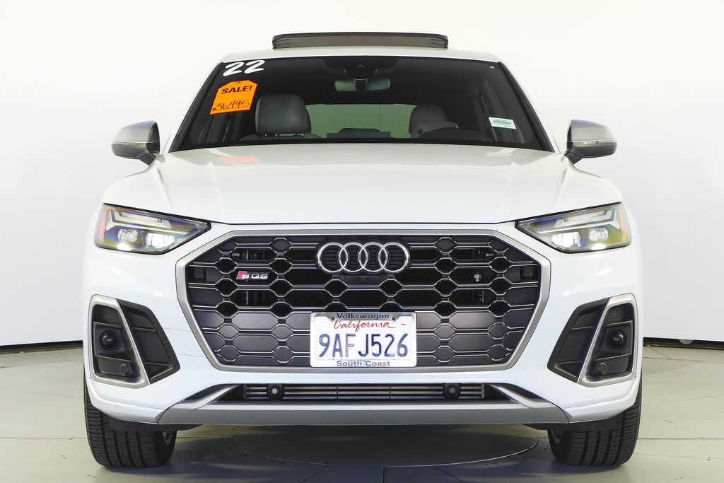 Thumbnail: 2022 Audi SQ5 - 3