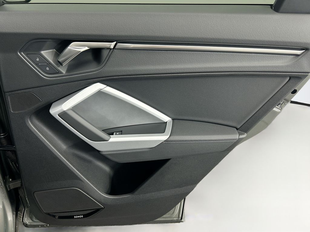 Thumbnail: 2025 Audi Q3 - 25