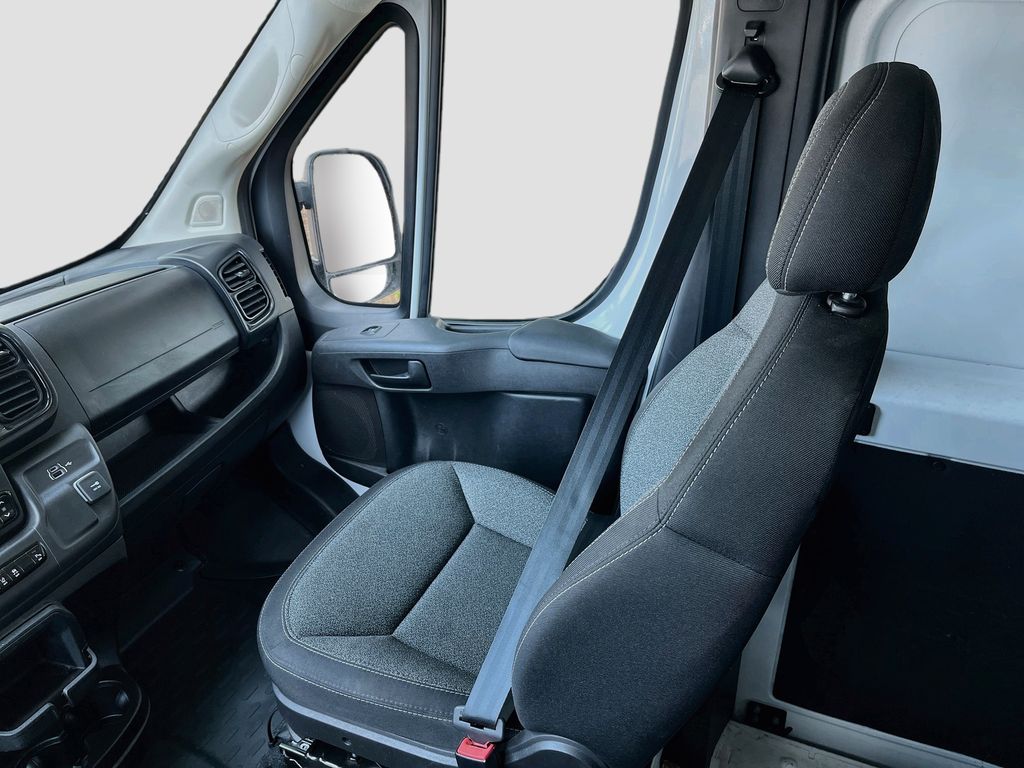 Used 2024 White Ram Low Roof image 21