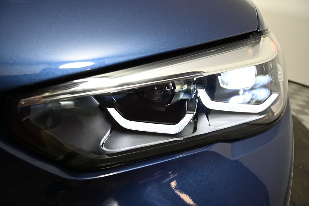 Thumbnail: 2021 BMW X5 - 9