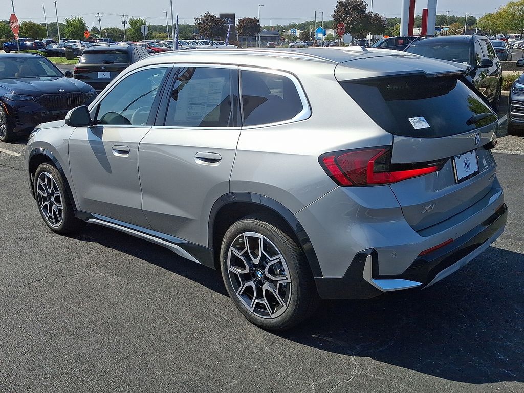 Thumbnail: 2026 BMW X1 - 3