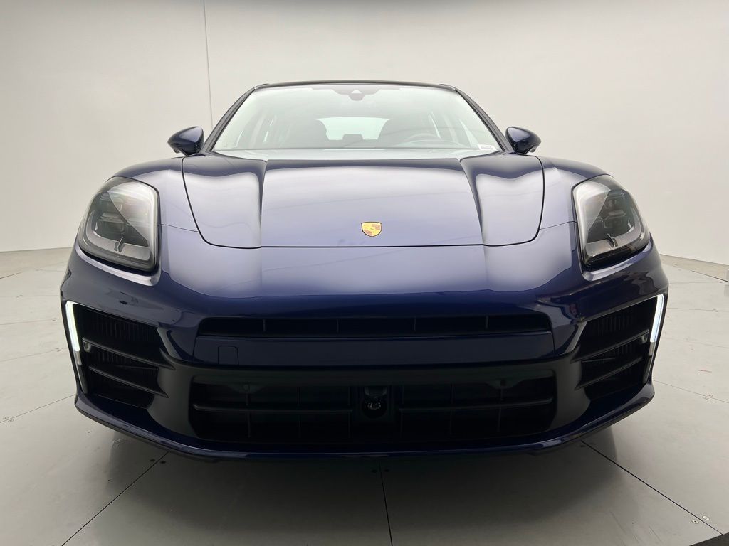 Thumbnail: 2025 Porsche Panamera - 25