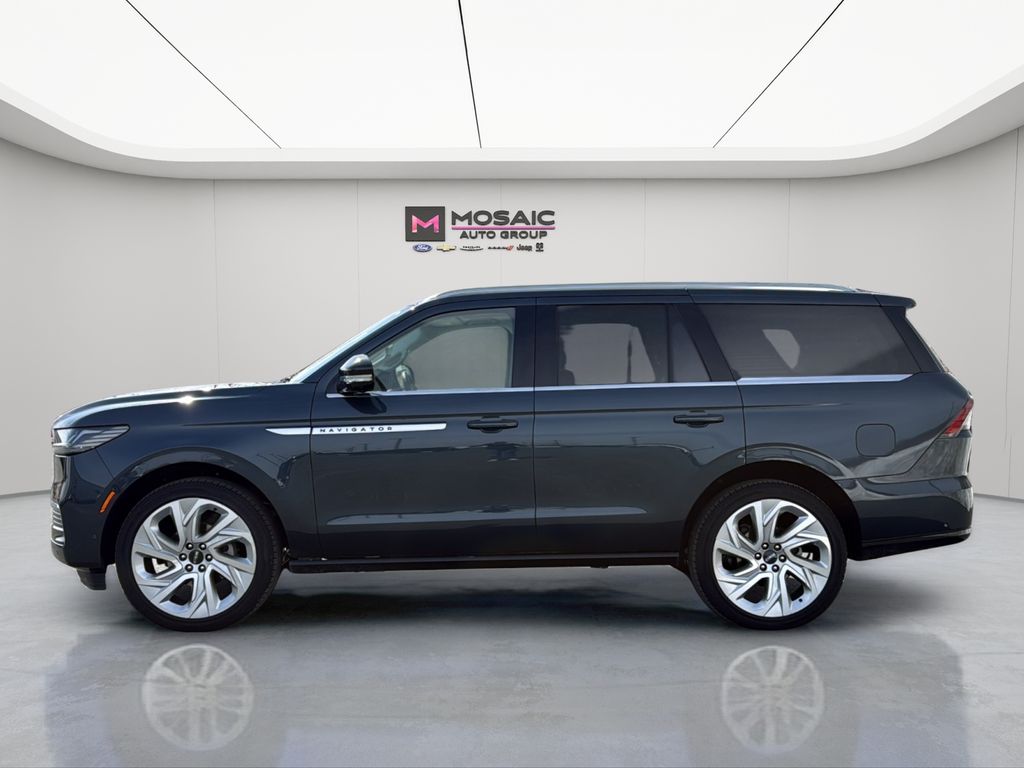 2025 Lincoln Navigator