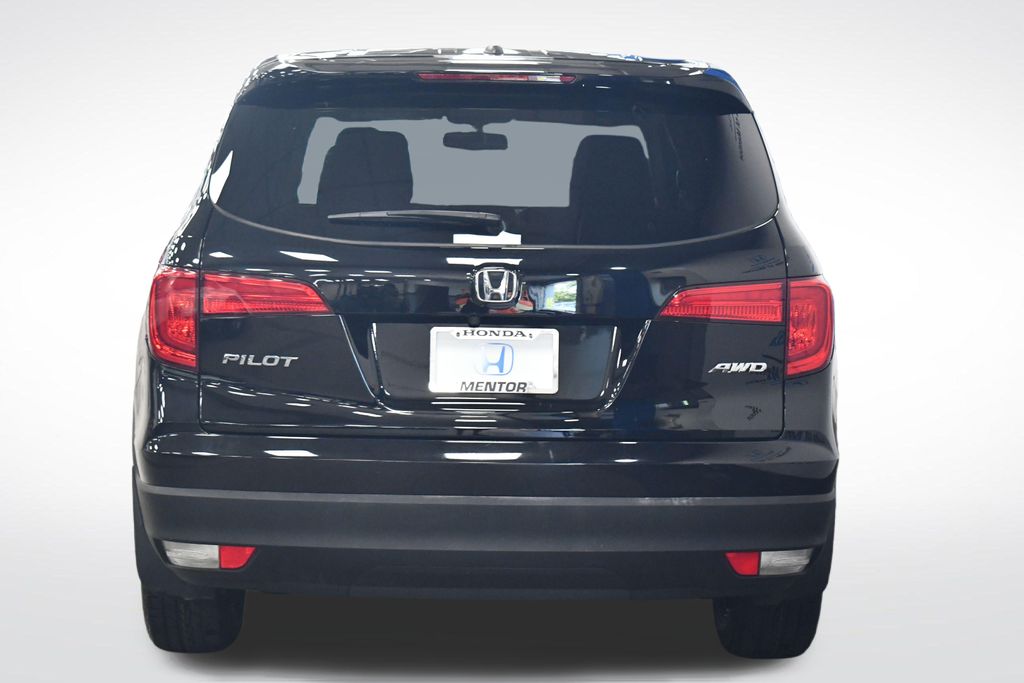 Thumbnail: 2018 Honda Pilot - 4