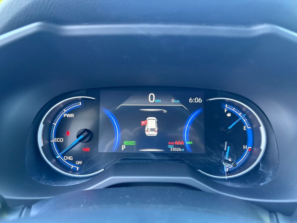 2023 Toyota RAV4 Hybrid LE