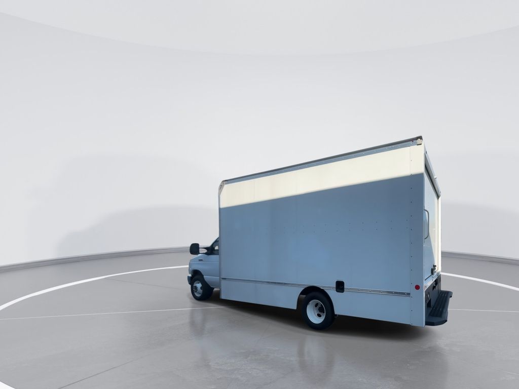 New 2024 Oxford White Ford E-350 SRW image 5