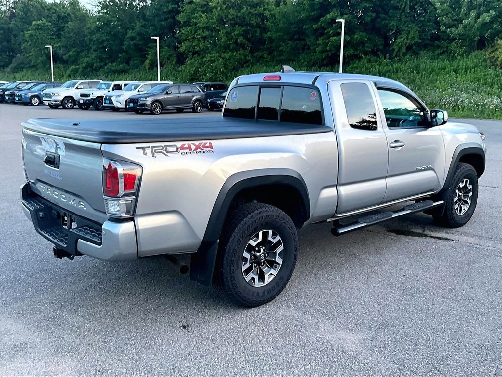 2021 Toyota Tacoma — photo 6