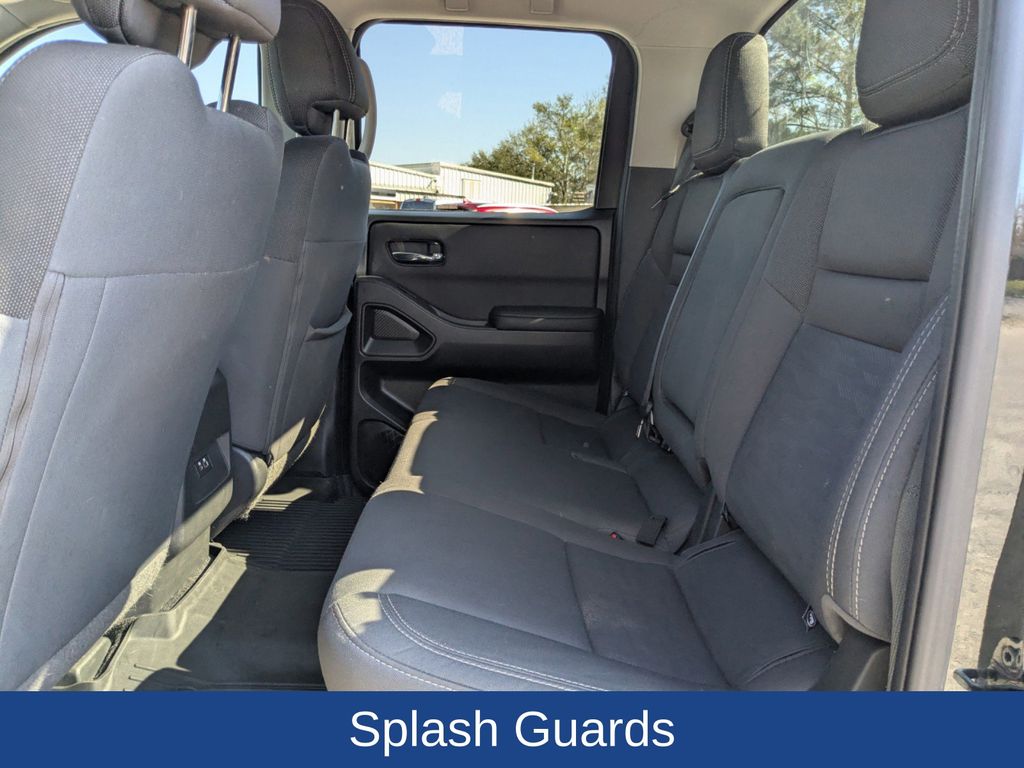 2023 Nissan Frontier Crew Cab SV 4x4