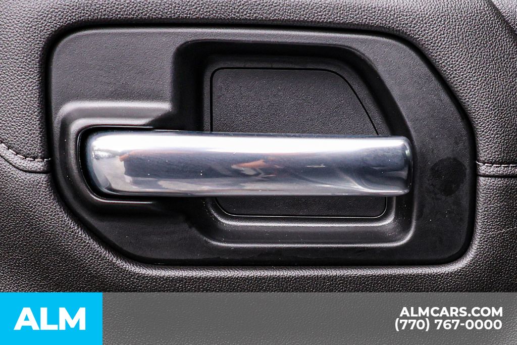 Used 2020 Gray GMC SLE image 48