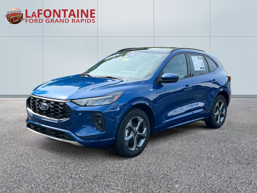 2023 Ford Escape Hybrid ST-Line Select AWD