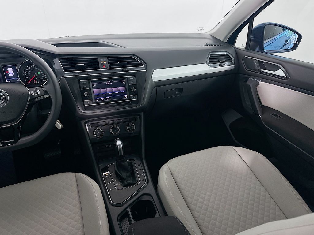 Thumbnail: 2018 Volkswagen Tiguan - 22