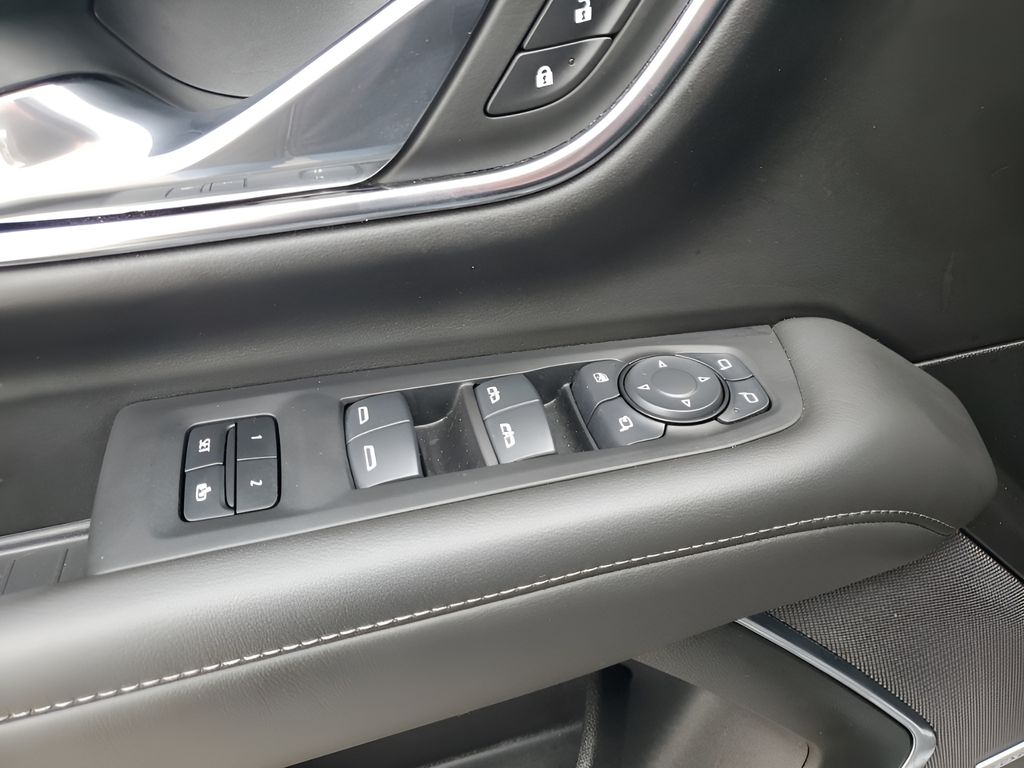 Used Car 2024 Chevrolet Suburban  Z71 For Sale Under $70,000 In Austin, Texas