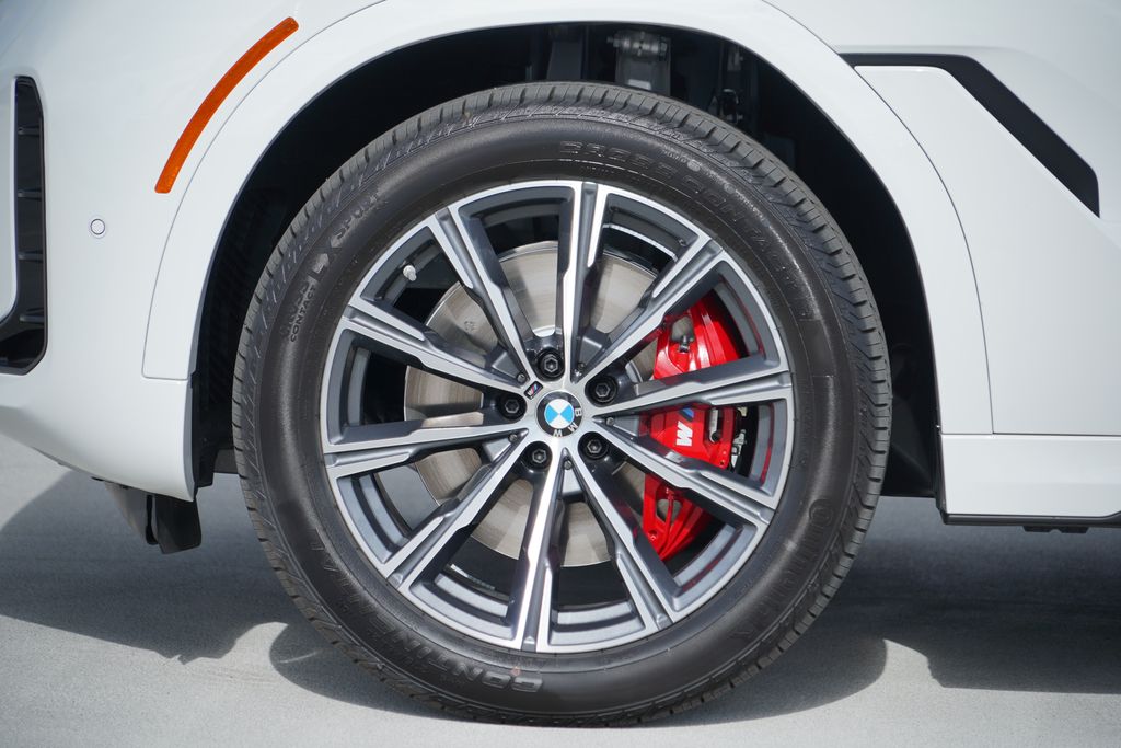 Thumbnail: 2027 BMW X6 - 5