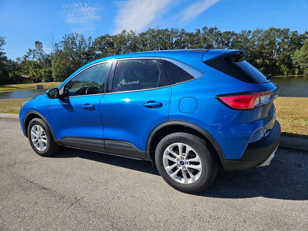 2020 Ford Escape SE 3