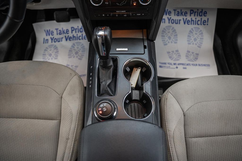 FordExplorer24