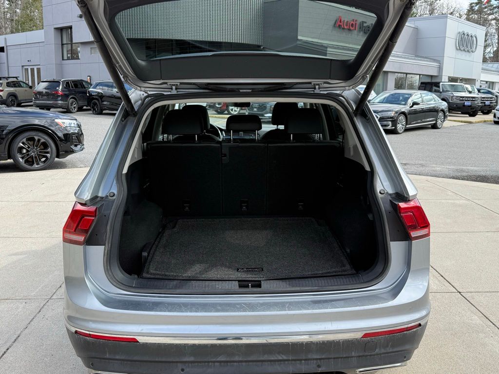 Used 2020 Silver Volkswagen 2.0T SEL image 16