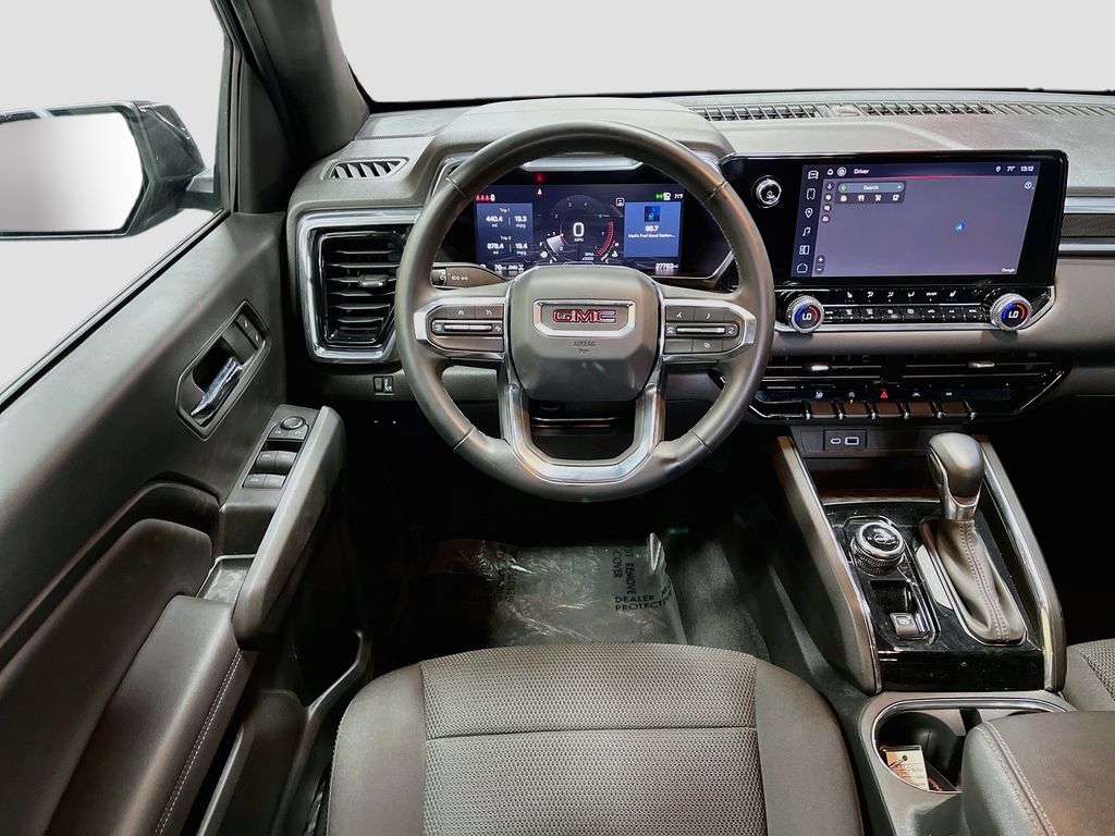Used 2024 Onyx Black GMC Elevation image 23