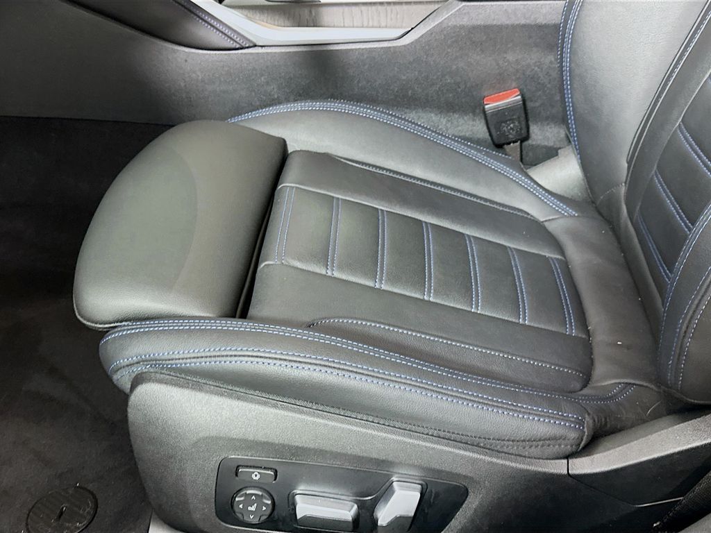 Thumbnail: 2023 BMW 4 Series - 20