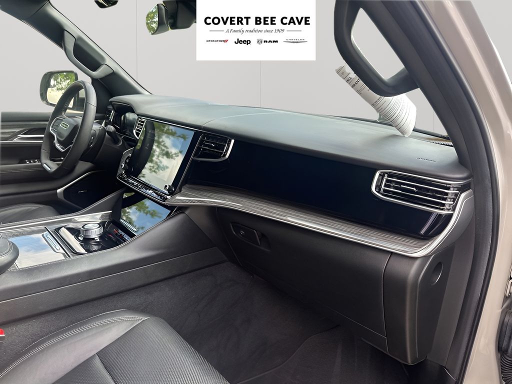 Used Car 2022 Jeep Wagoneer  Series Ii For Sale Under $35,000 In Austin, Texas