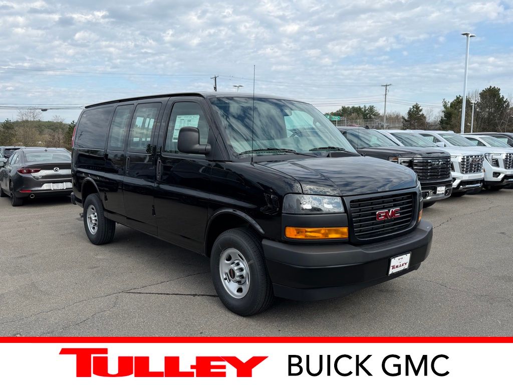 Onyx Black 2026 GMC Savana Cargo Van Rear-Wheel Drive 8-Speed Automatic Overdrive