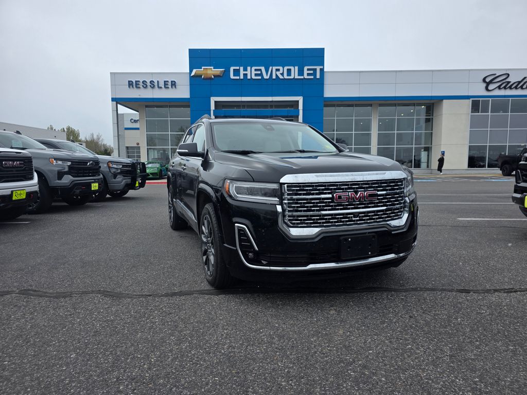 2023 GMC Acadia Denali AWD's photo