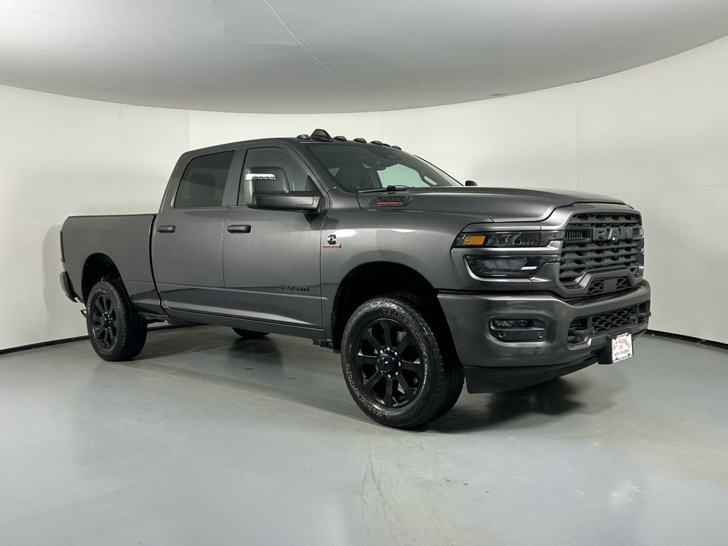 2025 RAM 2500 Big Horn Crew Cab 4WD