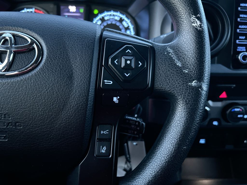 Thumbnail: 2022 Toyota Tacoma - 16