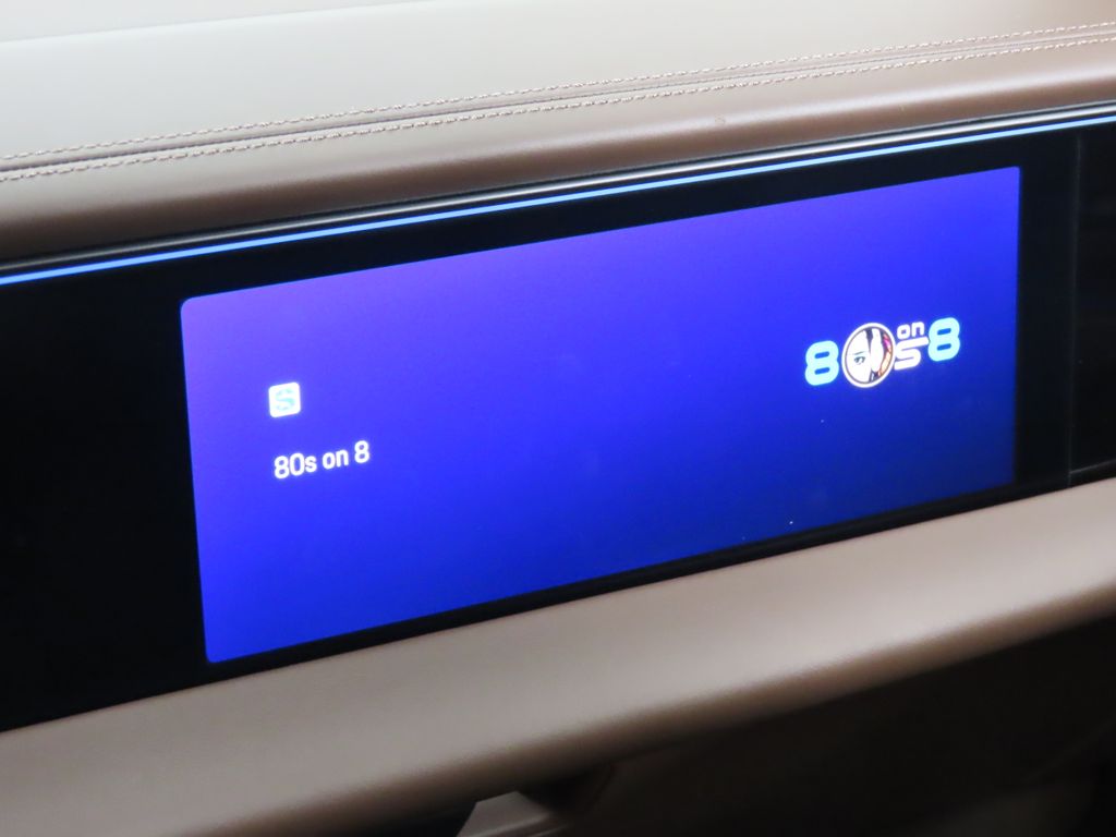 Thumbnail: 2024 Porsche Macan - 29