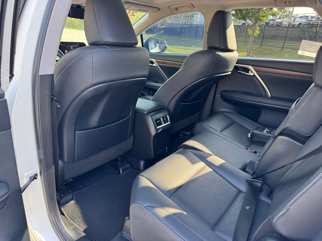 2022 Lexus RX 350L photo 24