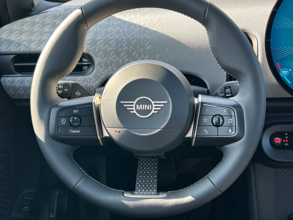 Thumbnail: 2026 MINI Cooper - 18