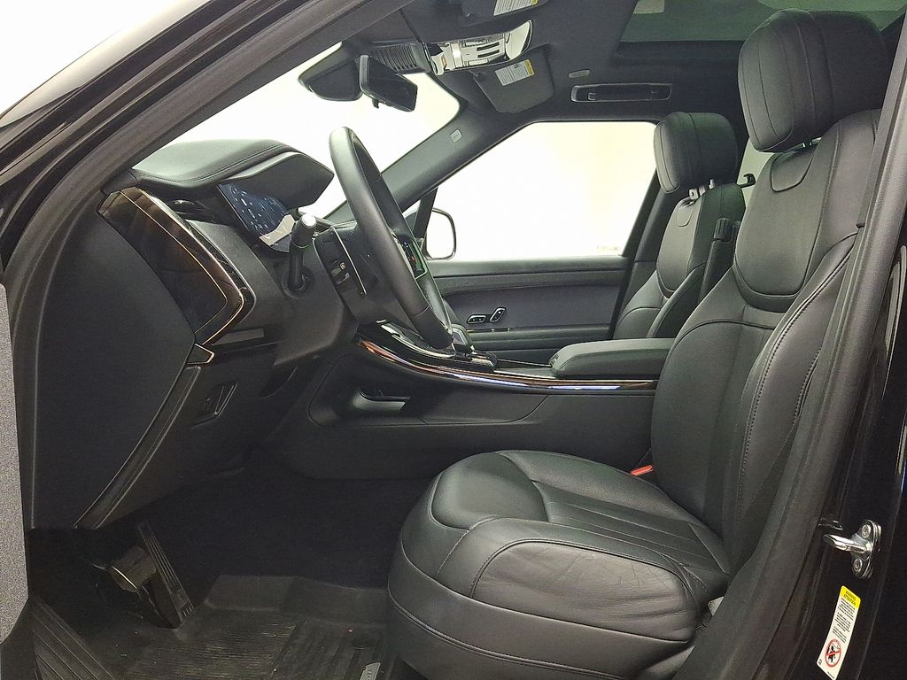 Thumbnail: 2024 Land Rover Range Rover Sport - 14