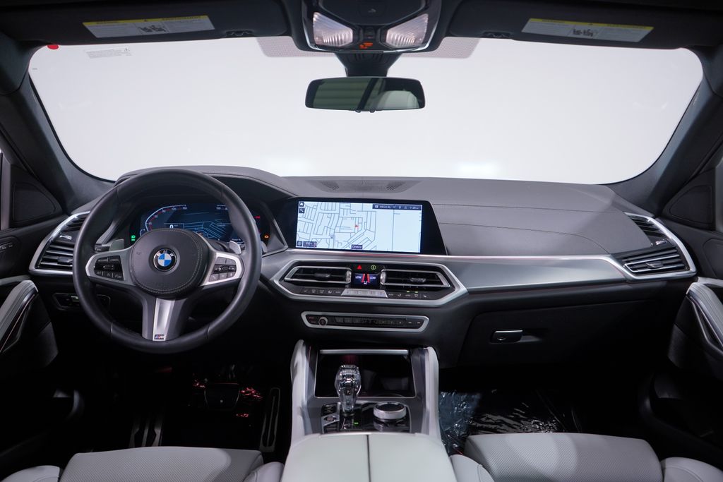 Thumbnail: 2023 BMW X6 - 10