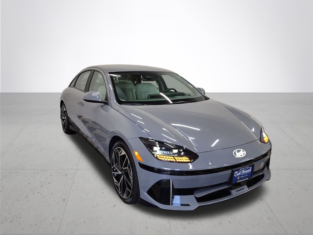 2023 Hyundai Ioniq 6 SEL photo 4
