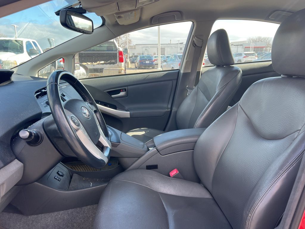 Used 2010 Toyota Prius V with VIN JTDKN3DU0A0040511 for sale in Milwaukee, WI