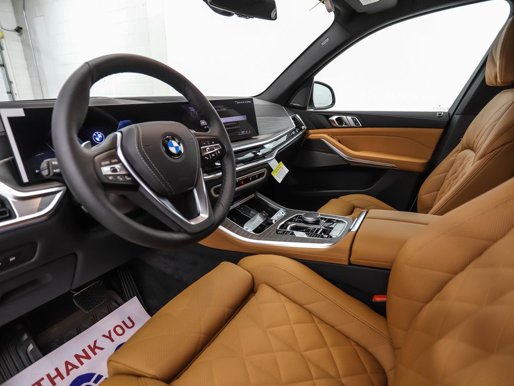 Thumbnail: 2026 BMW X5 - 11