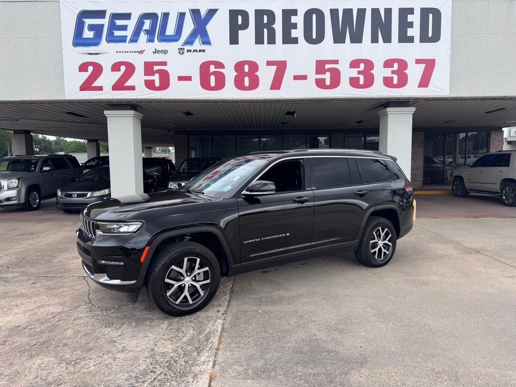 Diamond Black Crystal Pearlcoat 2023 Jeep Grand Cherokee L Limited 4WD SUV / Crossover Four-Wheel Drive 8-Speed Automatic