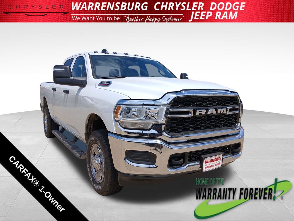 Bright White Clearcoat 2024 RAM 2500 Pickup Truck Four-Wheel Drive 8-Speed Automatic