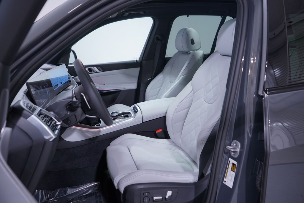 Thumbnail: 2026 BMW X5 - 7
