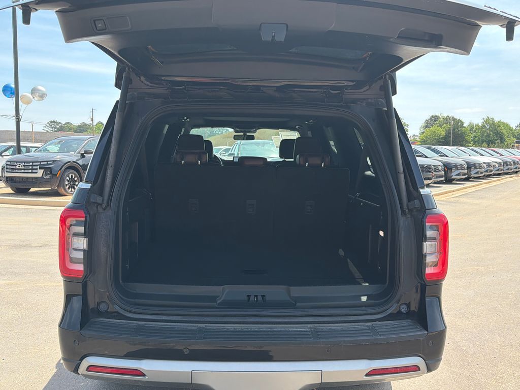 Used 2024 Black Ford Limited image 18
