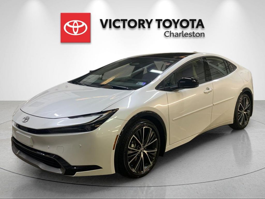 2026 Toyota Prius XLE FWD