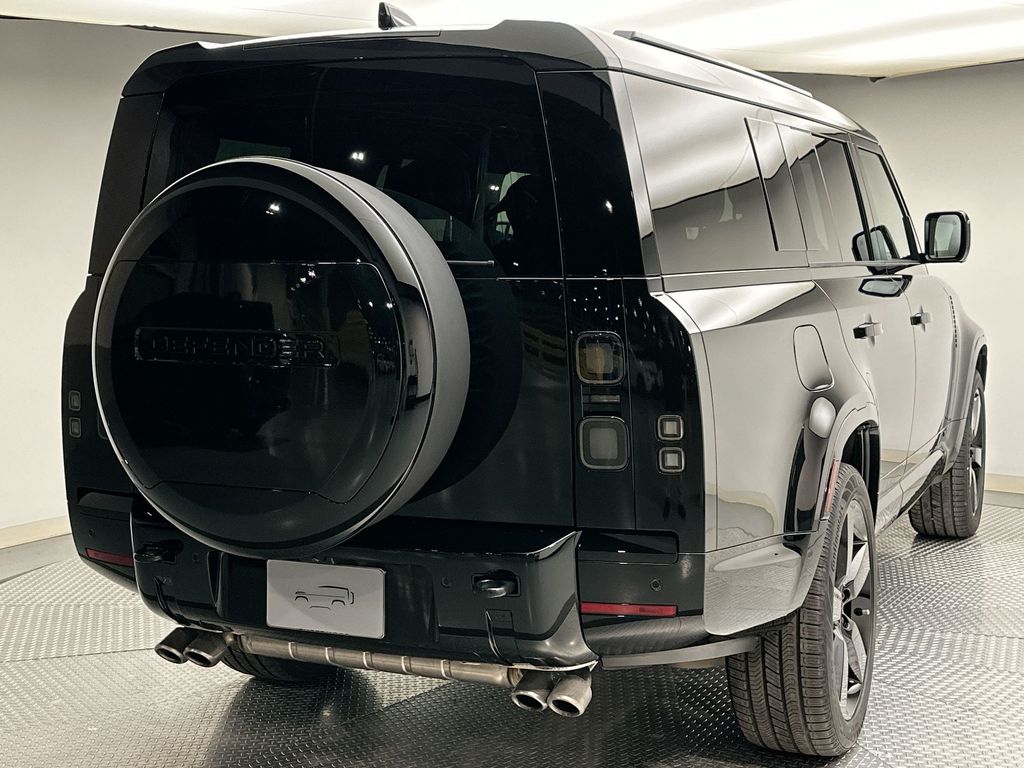 Thumbnail: 2026 Land Rover Defender - 3