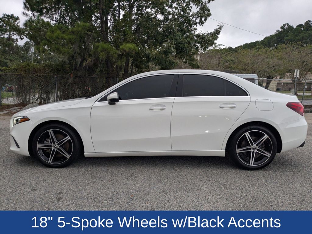 2022 Mercedes-Benz A 220 4MATIC