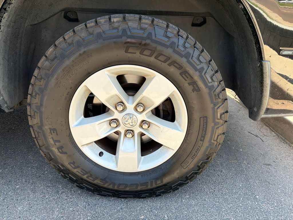 Thumbnail: 2019 RAM 1500 Classic - 7