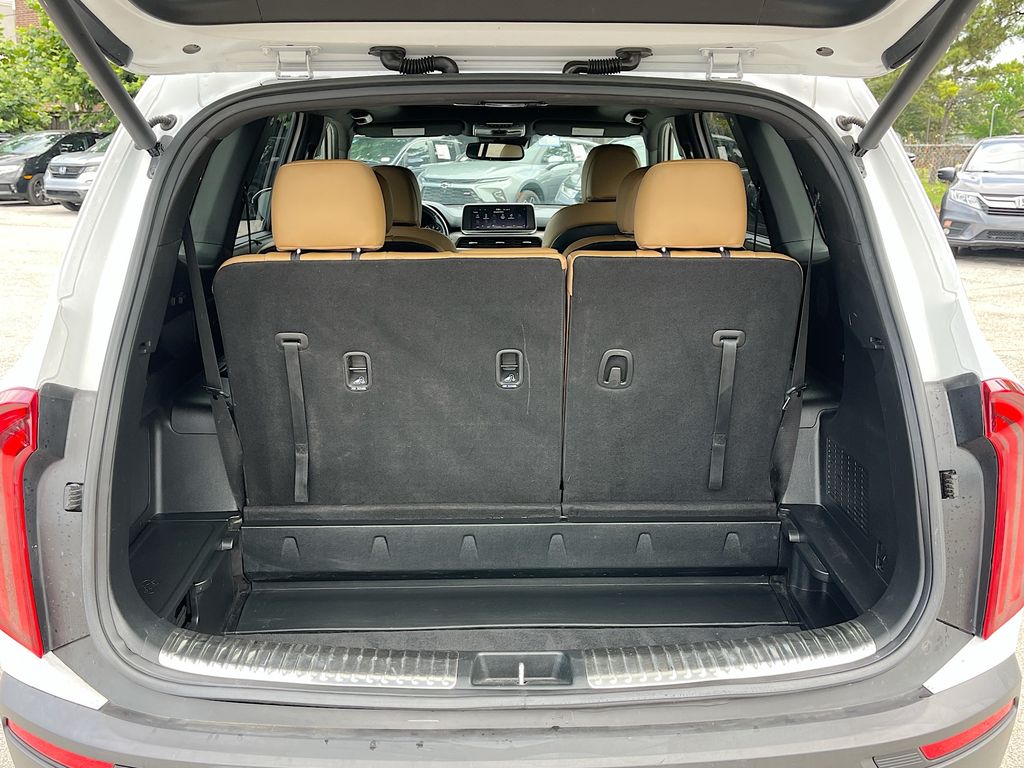 2022 Kia Telluride SX White at Community Kia