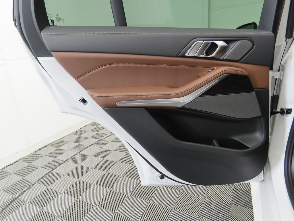 Thumbnail: 2026 BMW X5 - 25