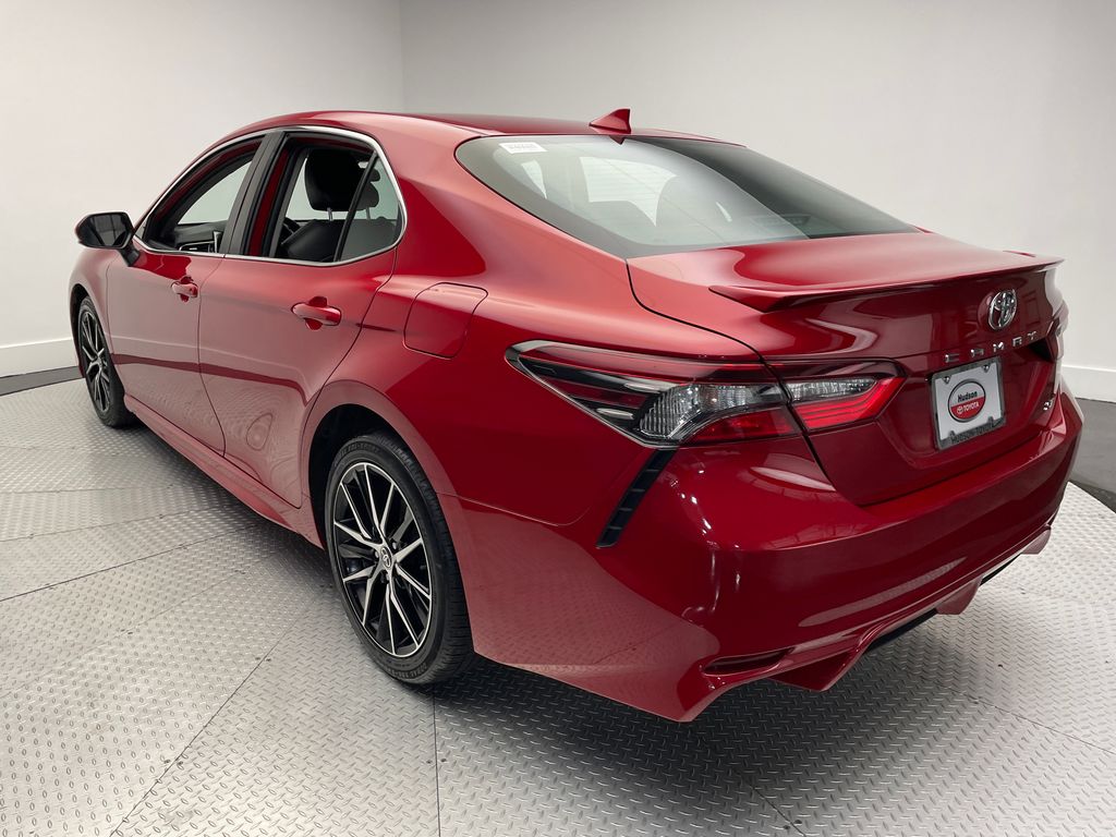 Thumbnail: 2021 Toyota Camry - 7